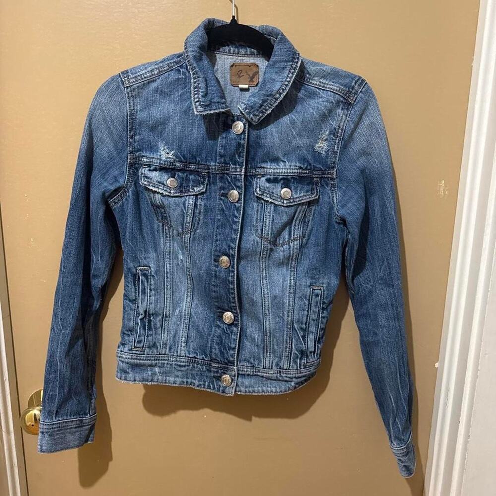 American eagle distressed denim jacket